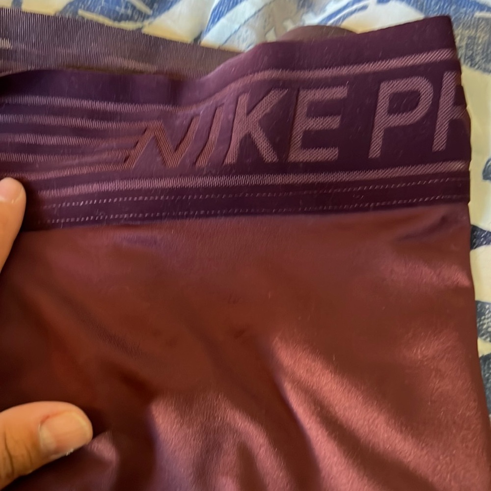 Maroon Nike shorts extra large